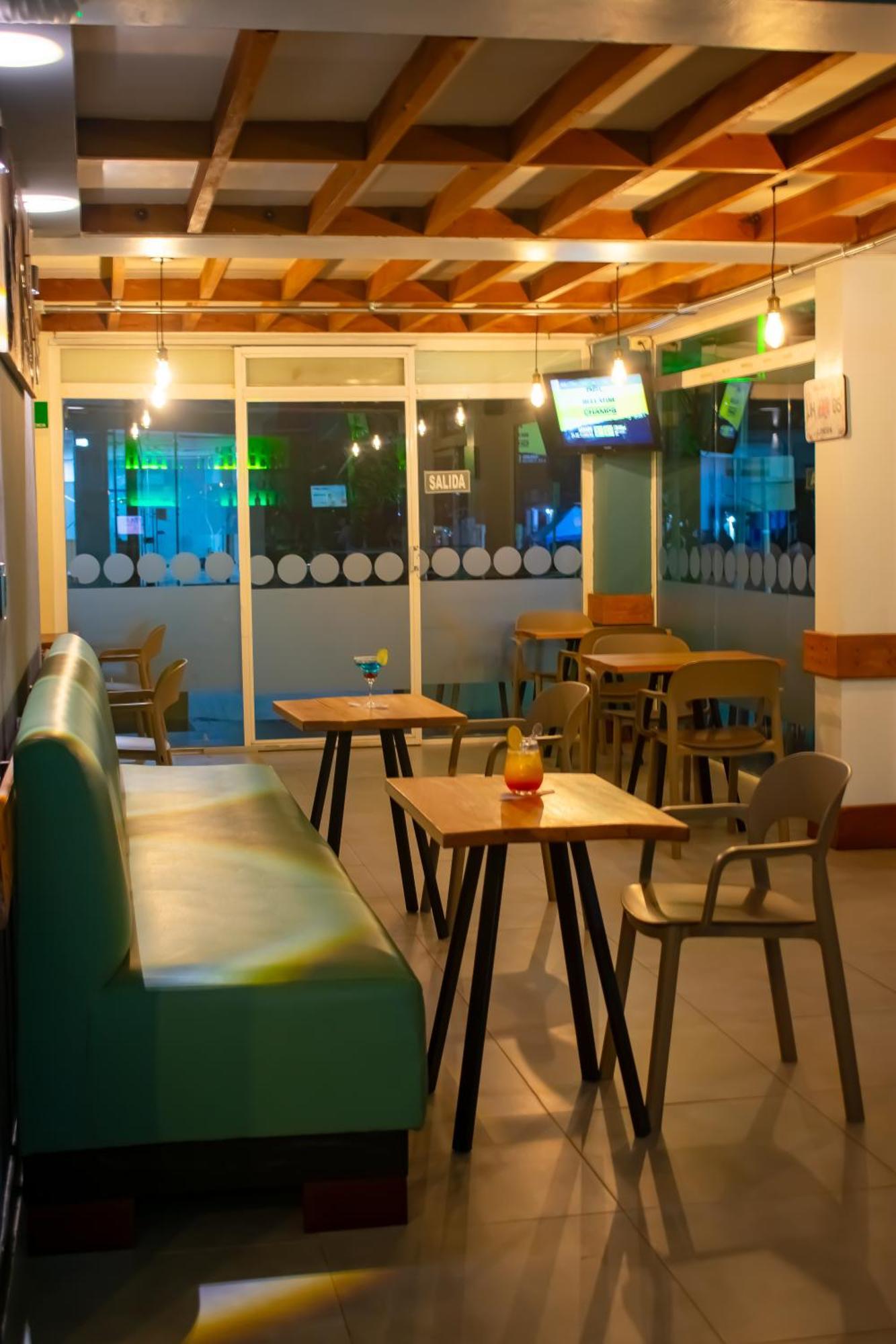 Waira Suites Leticia Exterior photo