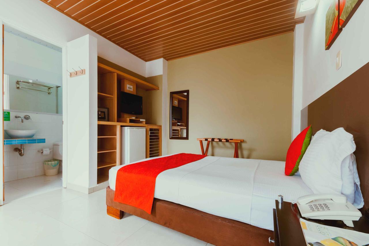 Waira Suites Leticia Exterior photo